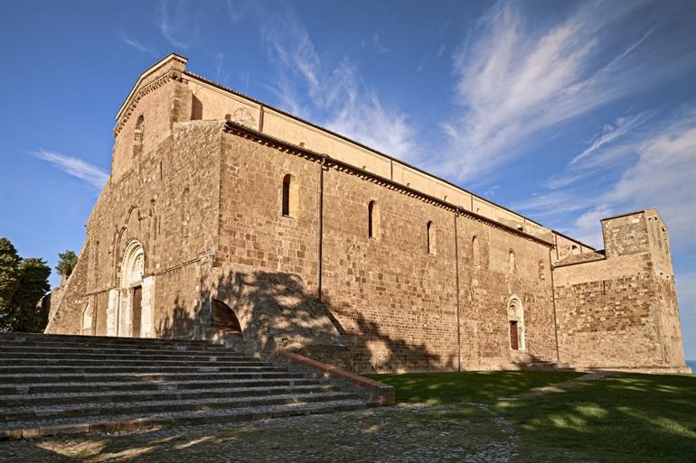 Kloster San Giovanni in Venere, Abruzzen
