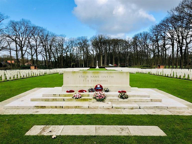 Friedhof für Gefallene des Luftkriegs in Arnhem