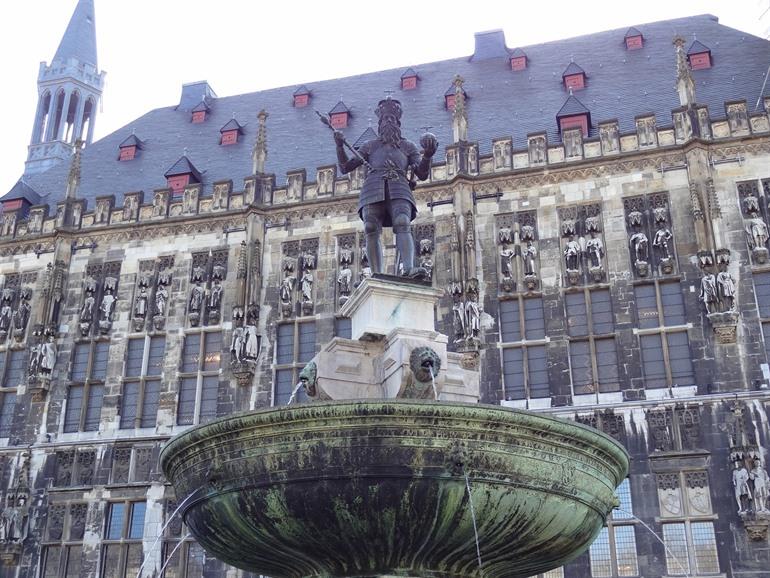 Aachen, Rathaus