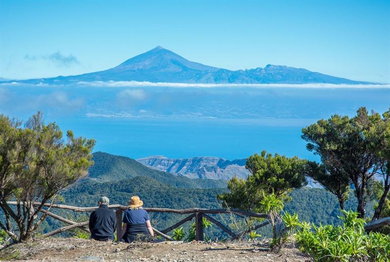 Höhe des Garajonay, Blick auf Teneriffa