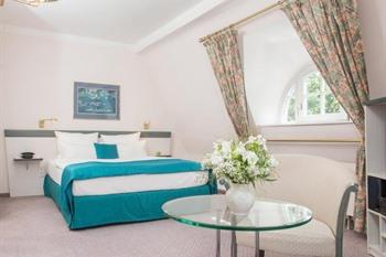Aparthotel Villa Freisleben buchen