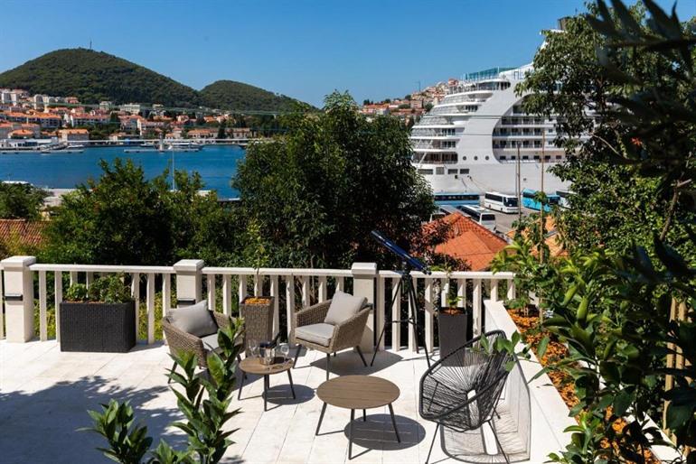 Apartments und Zimmer Villa Naida buchen