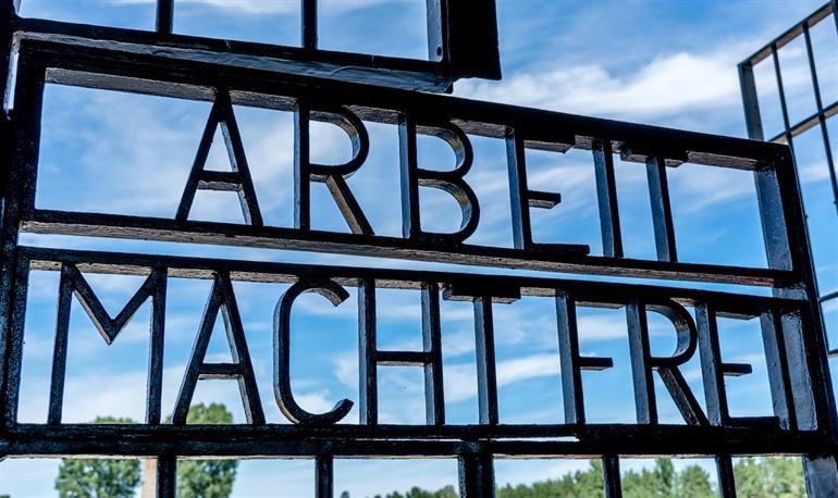 Arbeit macht frei