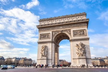 Den Arc de Triomphe in Paris, Frankreich, besichtigen
