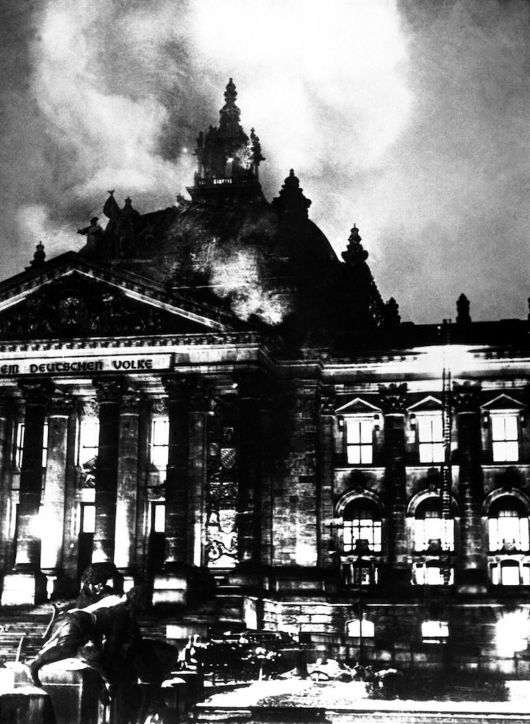 Archivbild: Brand des Reichstags 1933
