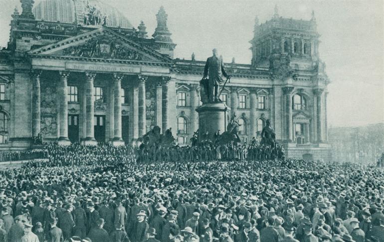 Archivbild: vor dem Brand 1918