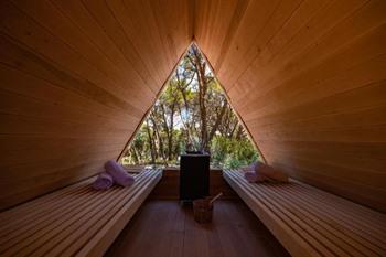 Arena One 99 Glamping buchen