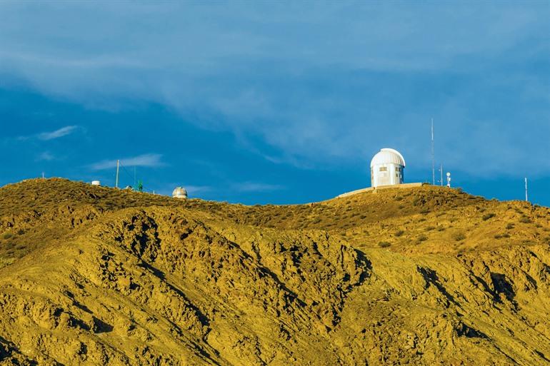 Astronomisches Observatorium in den Bergen rund um Barreal