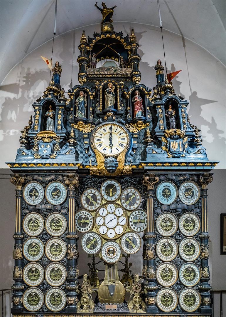 Astronomische Uhr in der Kathedrale Saint-Jean in Besançon