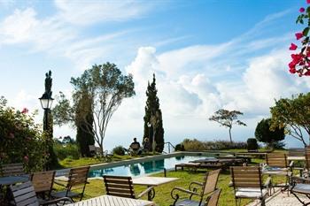 Atrio Hotel buchen