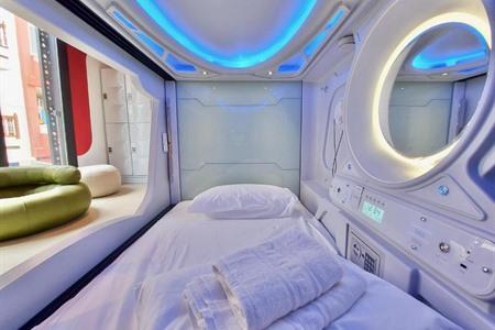 Atypicap Capsule Hostel buchen