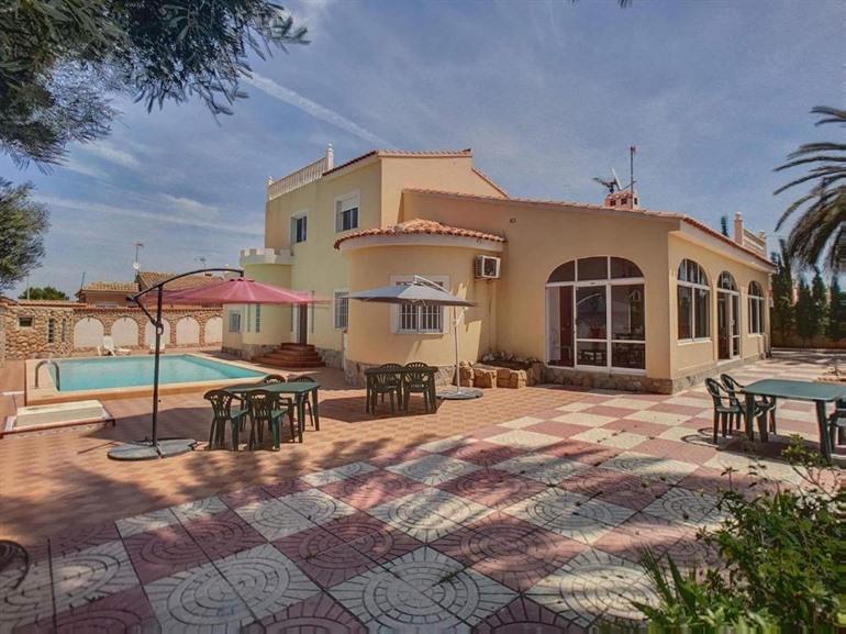 B&B Chambres d'hôtes Villa Salvador Dali buchen
