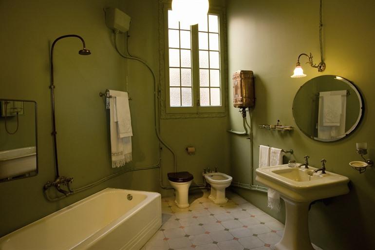 Badezimmer in Gaudís Casa Milà