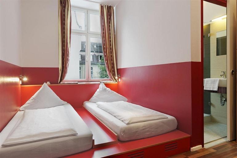 Ballhaus Hostel Berlin