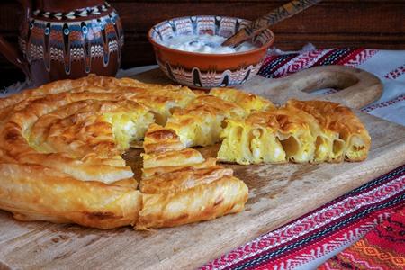 10 typische bulgarische Gerichte, die Sie auf Ihrer Reise nach Bulgarien probieren sollten