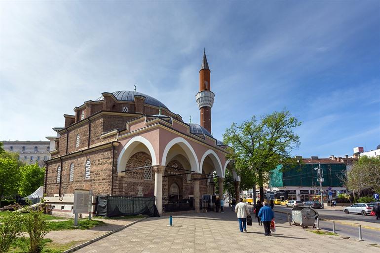 Die Banya Bashi Moschee in Sofia besichtigen
