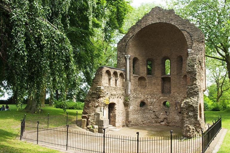 Ruine der Barbarossa in Nijmegen