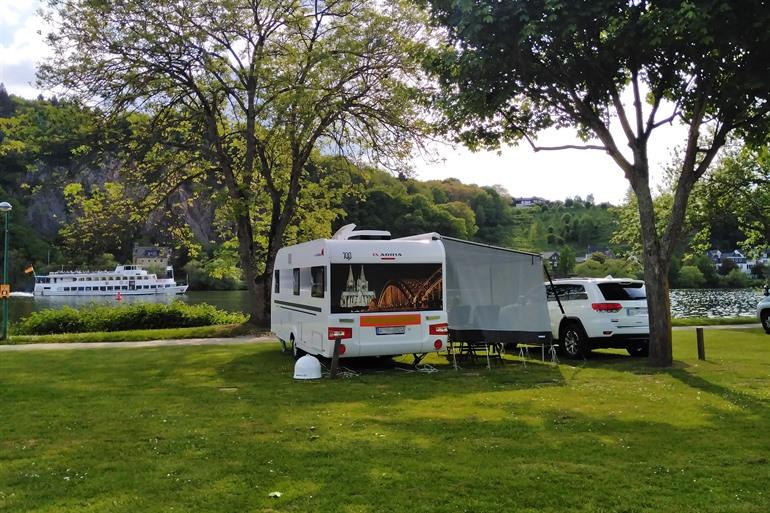 Bären-Camp zwischen den sanften Weinbergen in Bullay buchen