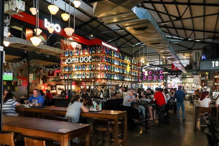 Bars in La Plata