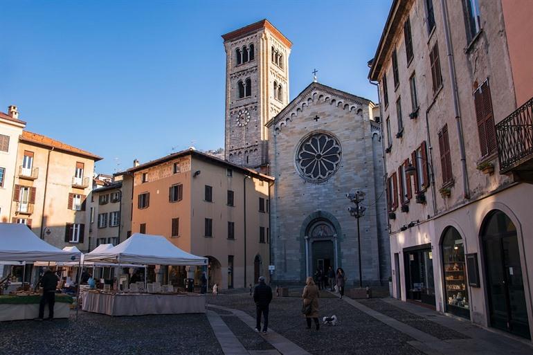 Basilika San Fedele am Piazza San Fedele in Como