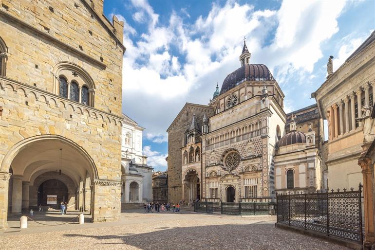 Die Basilica di Santa Maria Maggiore in Bergamo besichtigen