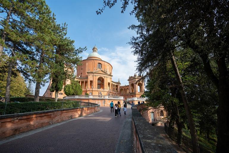 Die Basilika Madonna di San Luca in Bologna besichtigen