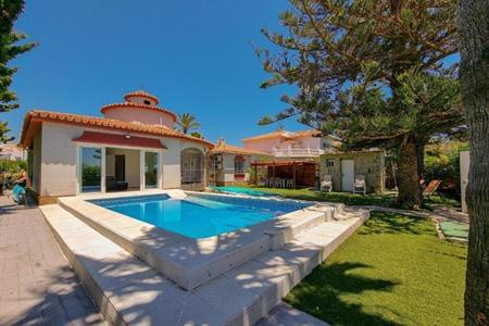 Strandvilla in Torrox Costa