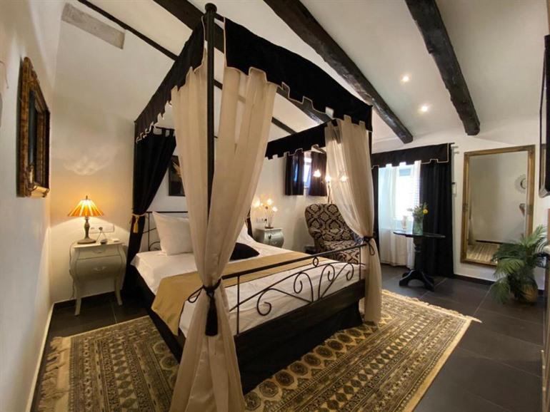 Bed and Breakfast Andio buchen