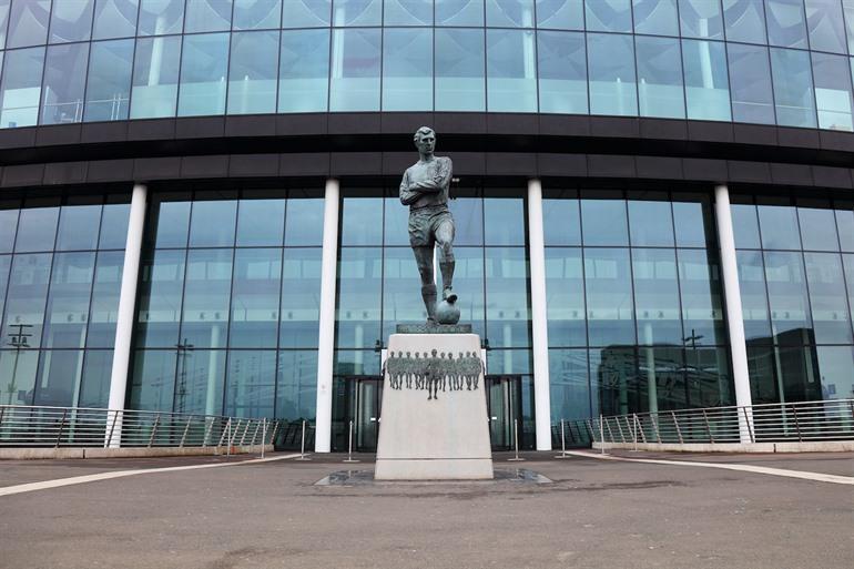 Stellen Sie sich Bobby Moore vor