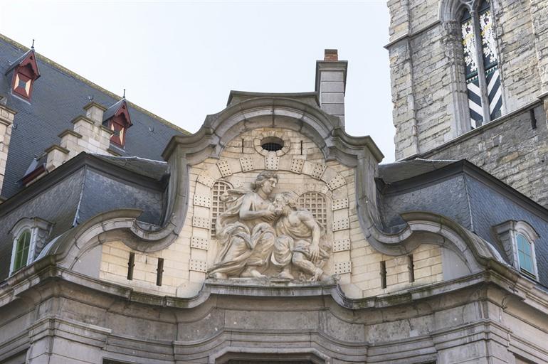 Das Mammelokker-Skulptur am Belfried in Gent