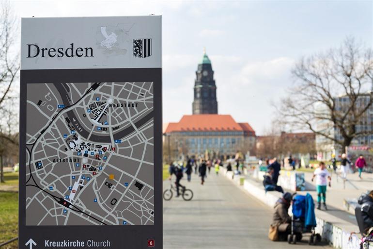 Besteigen Sie den Stadtturm in Dresden