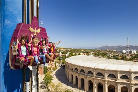 Erleben Sie einen unvergesslichen Tag im Terra Mítica Freizeitpark