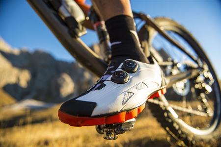 Fünf Mal die besten Fahrradschuhe 2026 kaufen: Worauf solltest du achten?