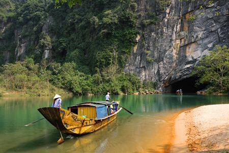 Besuchen Sie die Phong Nha-Höhlen