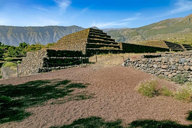 Besuchen Sie die Pyramiden von Malpais de Güímar