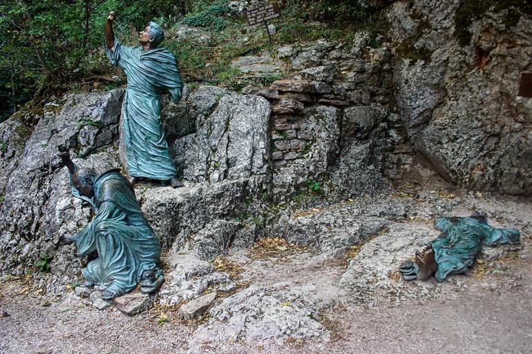 Besuchen Sie das Santuario dell'Eremo delle Carceri