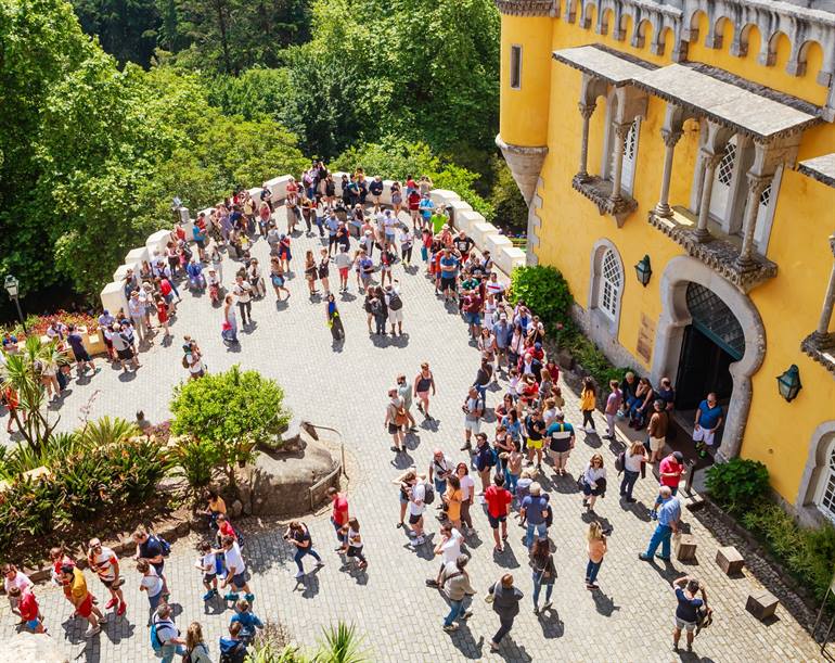 Besucher in Sintra