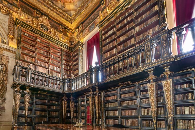 Zentrale Bibliothek der Universität Coimbra in Portugal