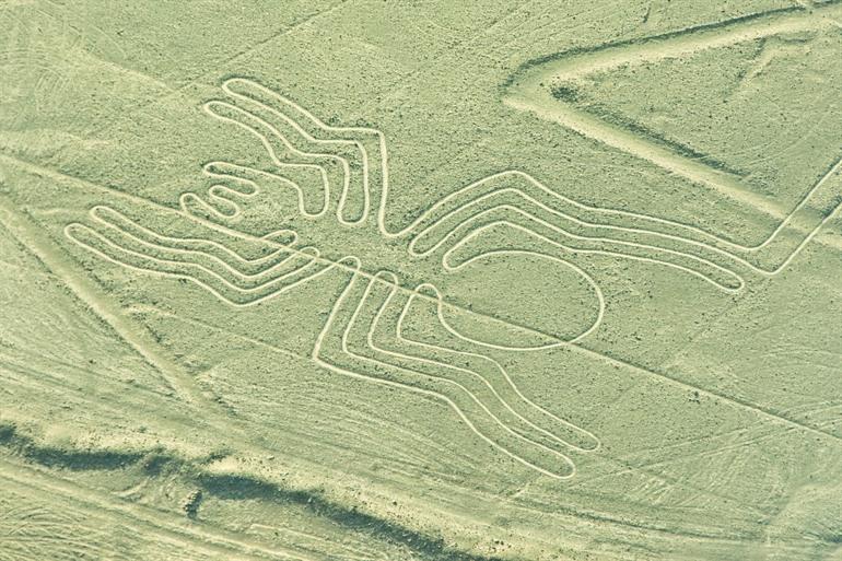 Besondere Figuren in der Nazca-Wüste