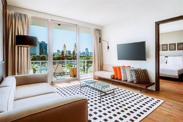 Buchen Sie ein Zimmer im SLS Buenos Aires in Puerto Madero