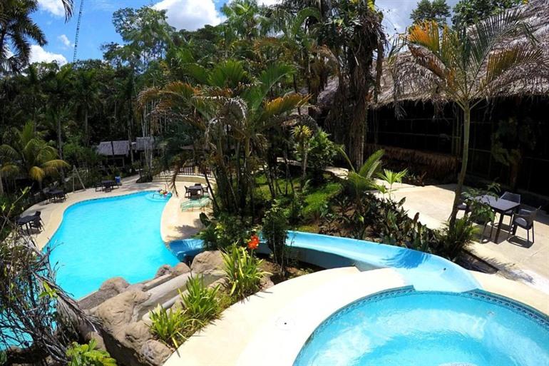 Buchen Sie eine Übernachtung in Ceiba Tops