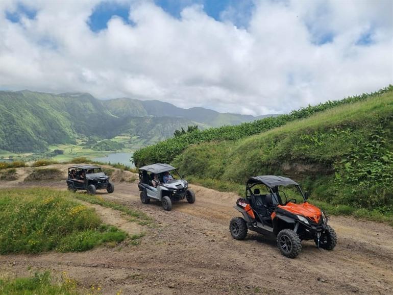 Buche hier deine abenteuerliche Buggy-Tour rund um Sete Cidades