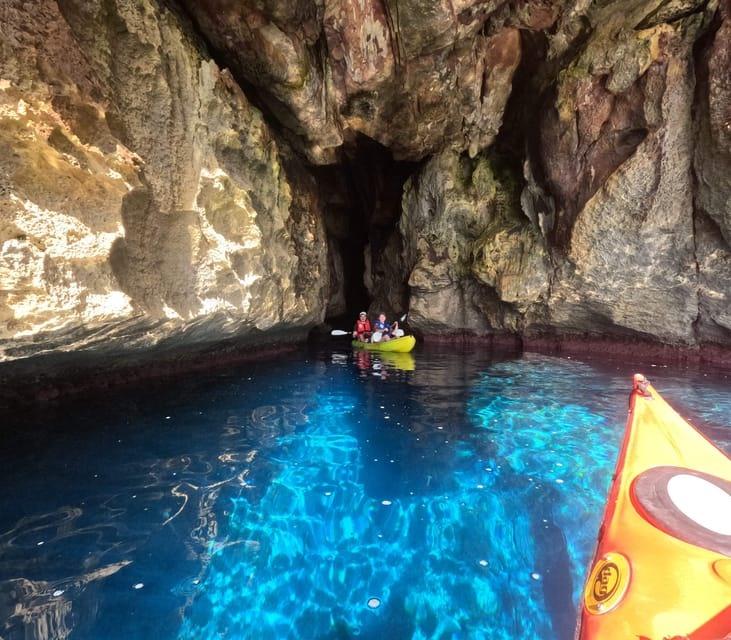 Buche hier deine Kajaktour durch die Grotten ab Cala En Porter