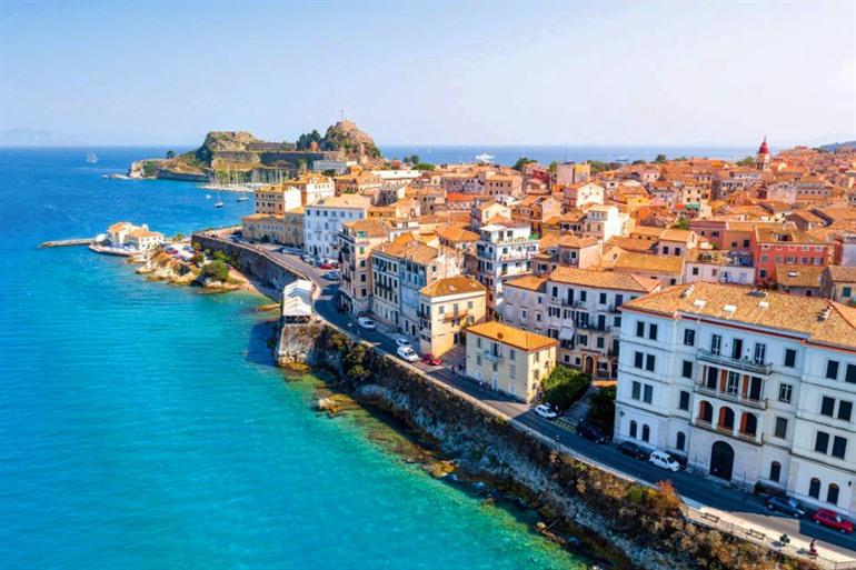 Buche deinen Tagesausflug von Sarandë nach die griechische Insel Korfu