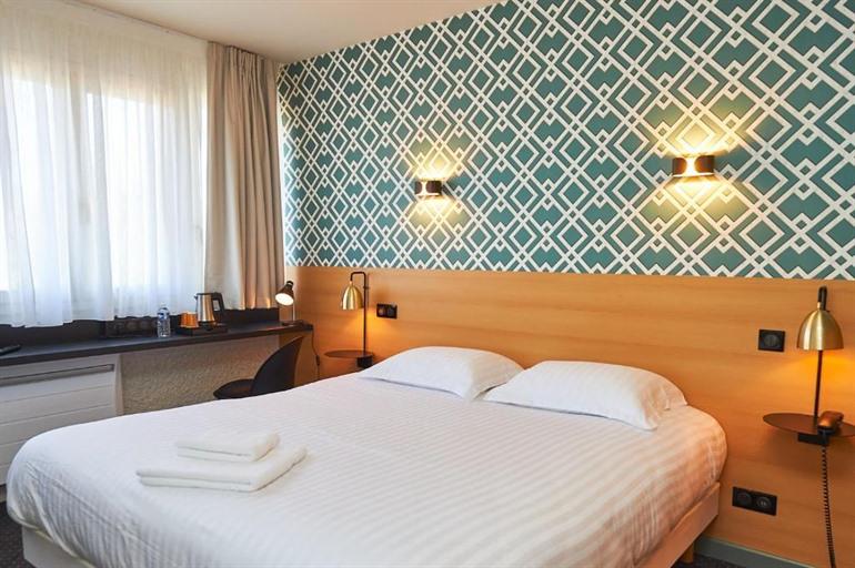 Buche deinen Aufenthalt im Auberge du Port in Bazeilles