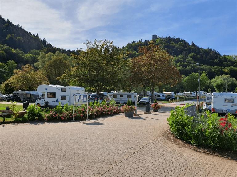 Buche deinen Aufenthalt auf dem Moselcampingplatz Alf
