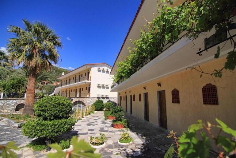 Buchen Sie jetzt Ihren Aufenthalt im Mytilana Village Hotel