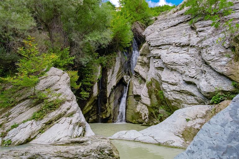 Bogova-Wasserfall in der Nähe von Berat, Albanien