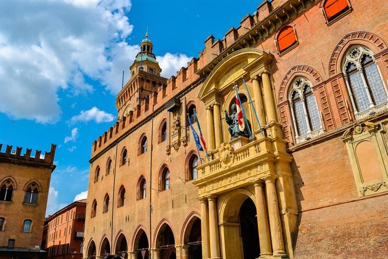 Bologna, Rathaus