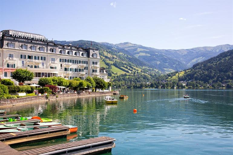 Bootfahren auf dem Zeller See, Österreich